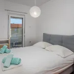 3 Bedroom In Apartment *
