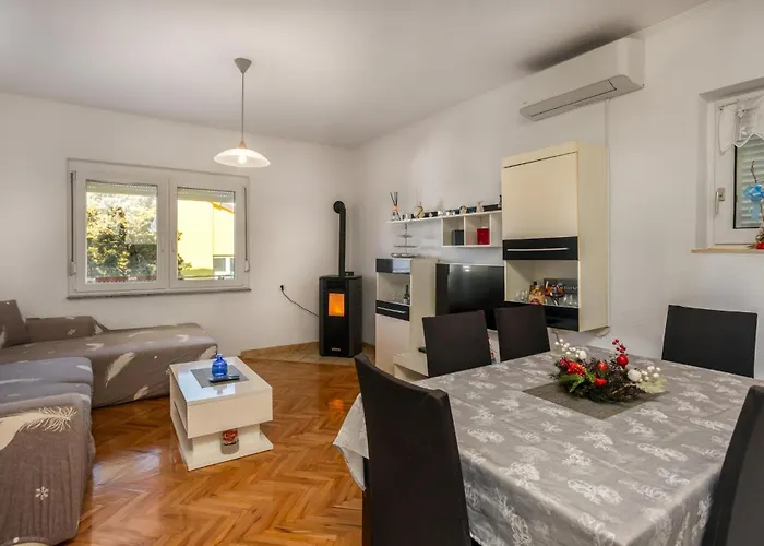 Appartement Amazing In Novi Vinodolski