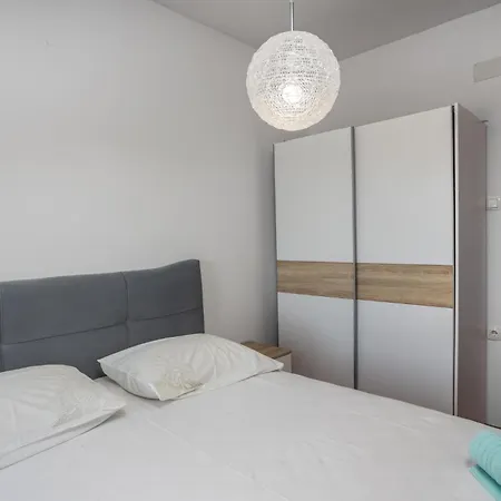 3 Bedroom In * Novi Vinodolski