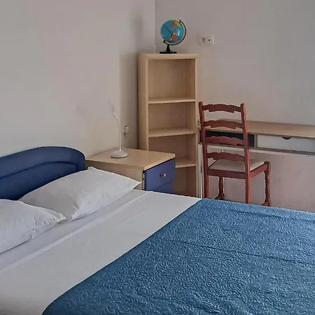 3 Bedroom In Lejlighed Novi Vinodolski